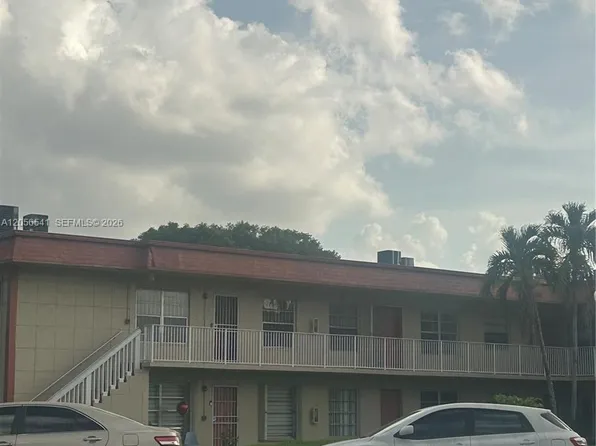 12811 SW 43rd Dr APT 114A, Miami, FL 33175