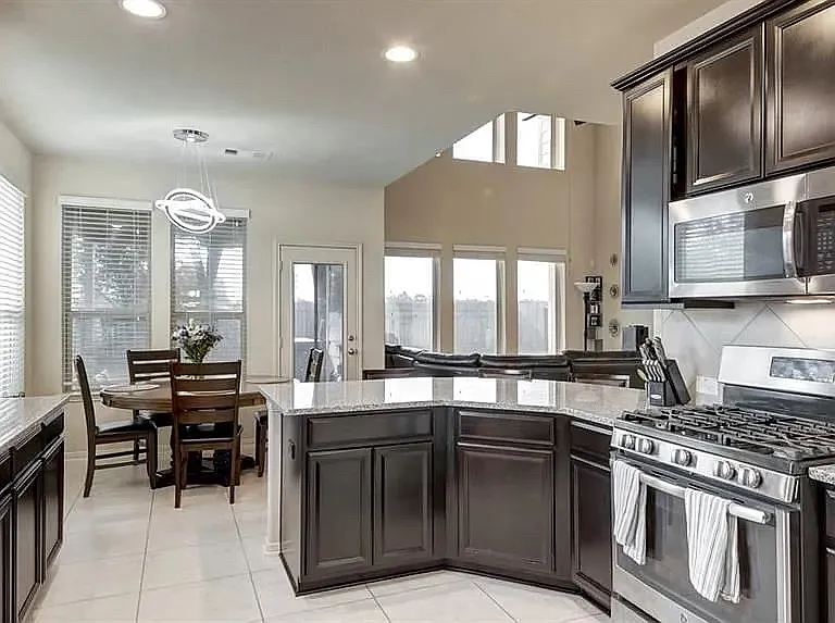 6903 Moonrise Ln — Photo 10