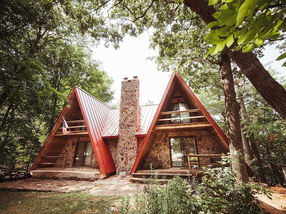 S1603 East Redstone Drive, La Valle, WI 53941 MLS 1960112 Zillow