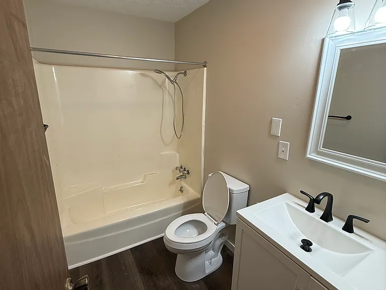 132 Bryn Myrr Dr — Photo 11