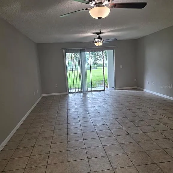 4203 S Semoran Blvd #4 — Photo 1