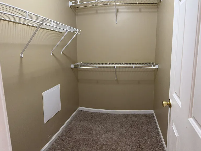 121 Wexford Dr #303 — Photo 9