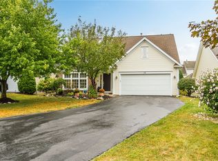 18 Columbia Ct, Fairport, NY 14450