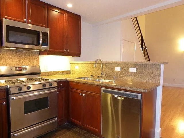 1 bed, $5,395 — Photo 4