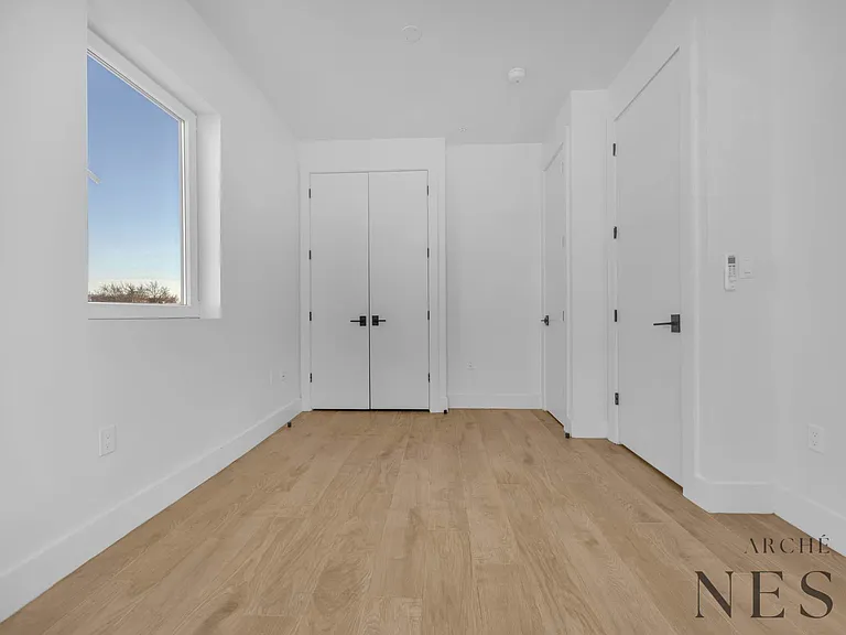 1698 Pacific St #PENTHOUSE — Photo 9