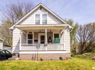 265 Fulton Pl, Canton, IL 61520