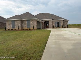 145 Madisonville Dr, Canton, MS 39046