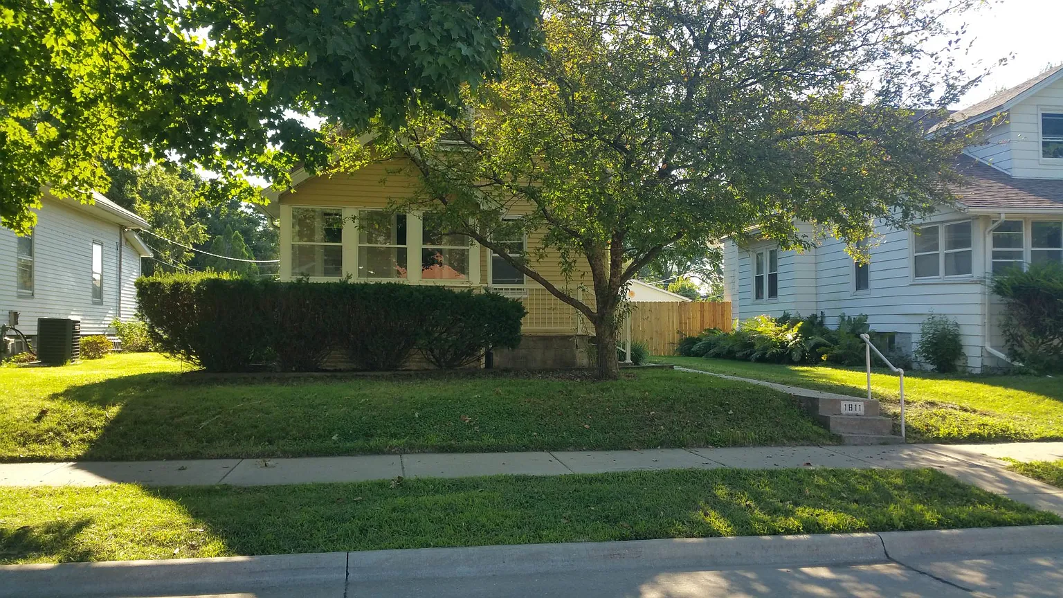 1811 43rd St photo 1