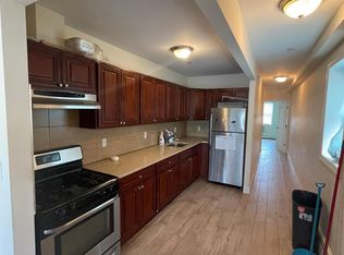 29 Cox Pl #3, Brooklyn, NY 11208