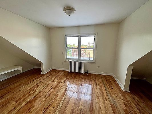 5th image of 1675 E 48th St Floor 3