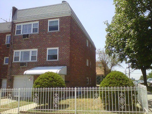 1st image of 871 Revere Ave
