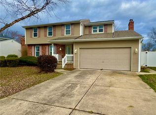 97 Driftwood Dr, Grand Island, NY 14072