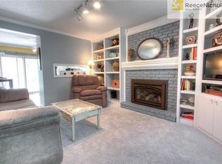 6810 N Askew Ave, Kansas City, MO 64119