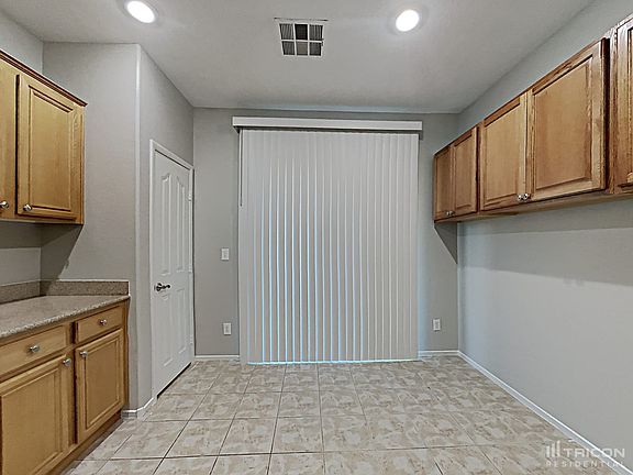 4th image of 11560 Andorra St
