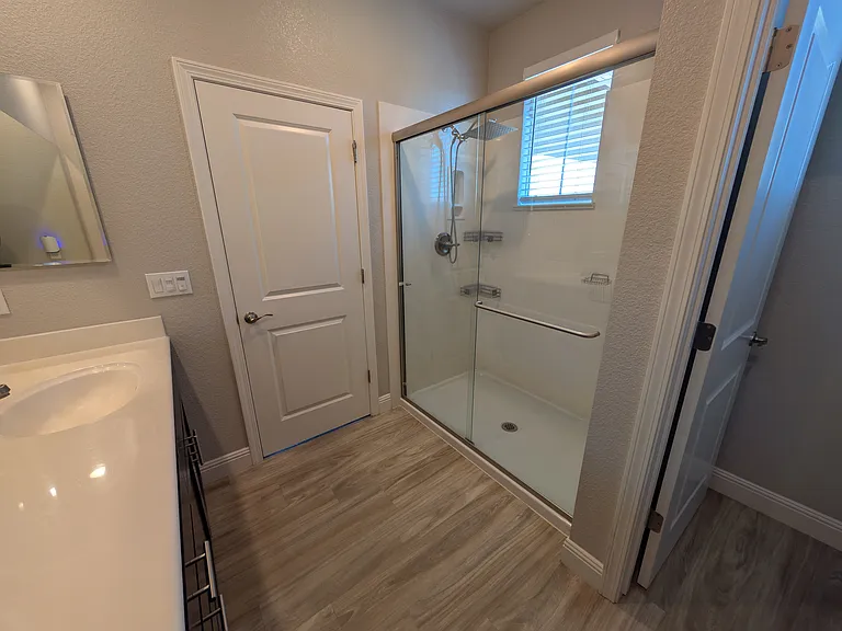 953 Posey St — Photo 24