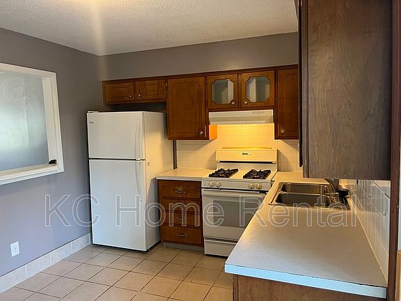 3rd image of 3108 N 68th St