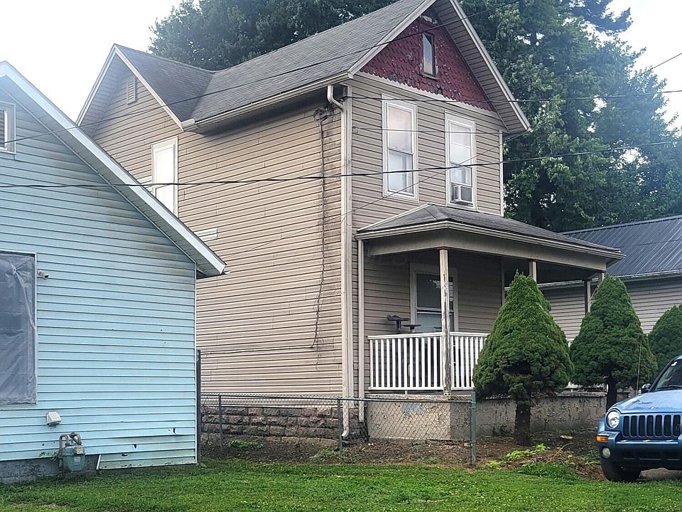 2nd image of 119 S 1st St