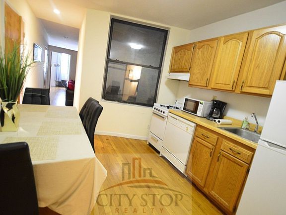 3rd image of 349 Amsterdam Ave APT 2N