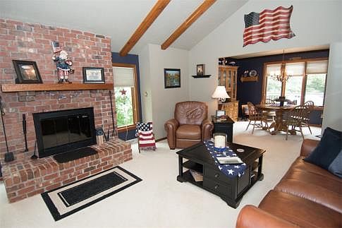 28 Blueberry Lane Great Room