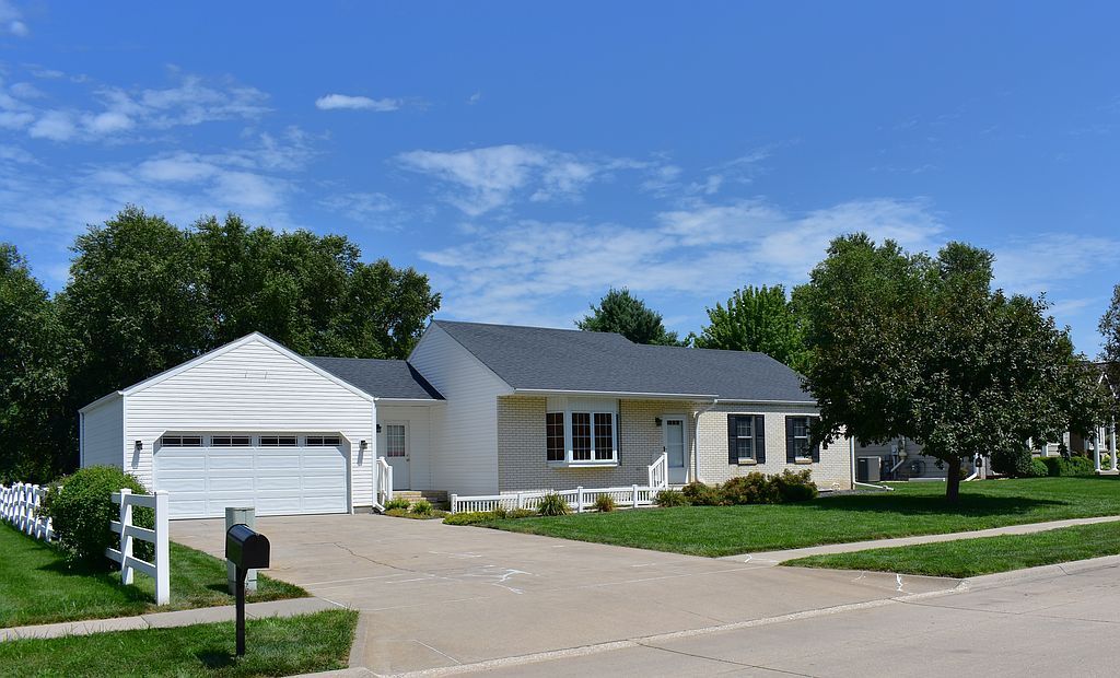1339 Duke Dr - Property Image