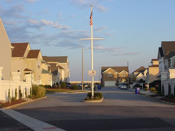 Wouldn't you love to live in a beach community?