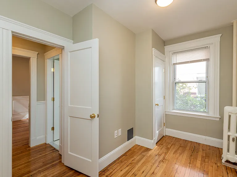 49 Worthington St — Photo 45