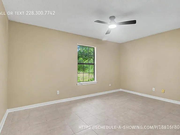 2414 34th Ave — Photo 7