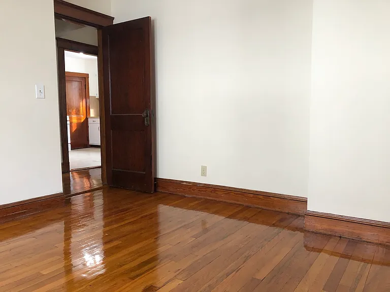 19 Cornell St #19 — Photo 10
