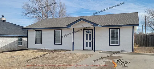 3132 Walnut St Photo 1