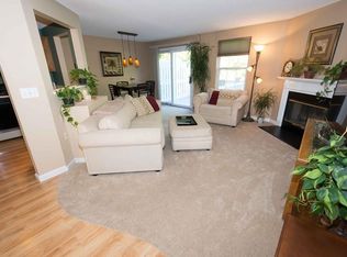 77 Chapman Pl UNIT 77, Leominster, MA 01453