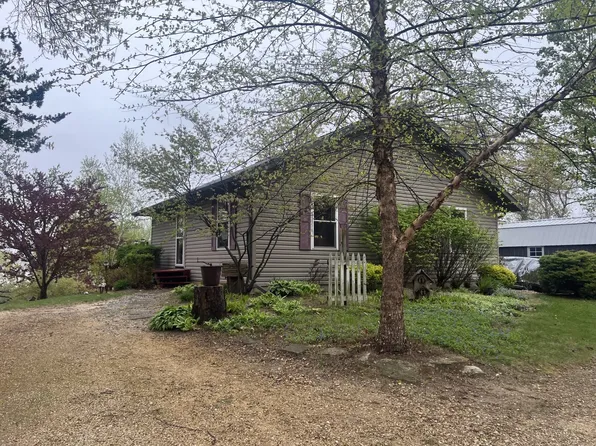 44 Browns Beach Rd, Rock Falls, IL 61071