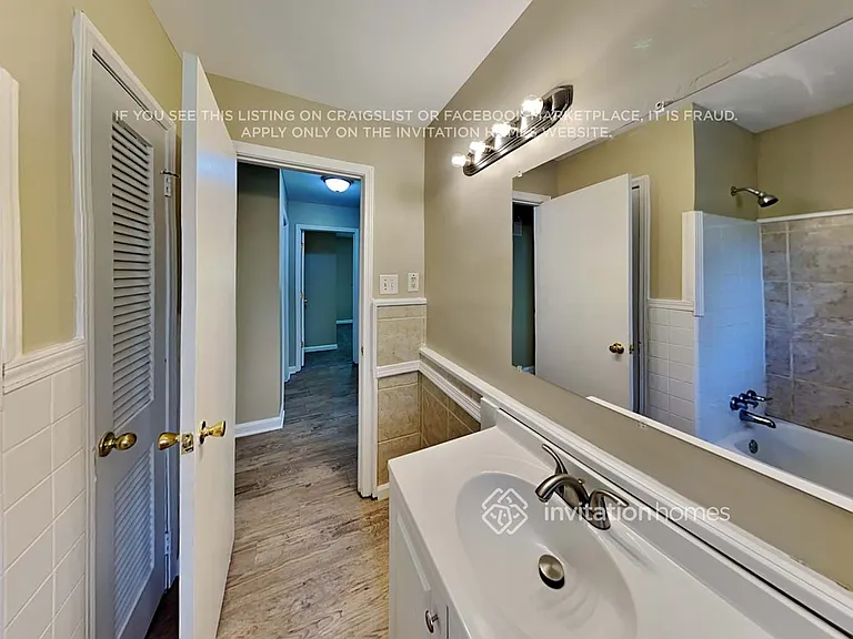 1557 Virginia Pl — Photo 15