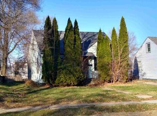 1807 Loomis St, Rockford, IL