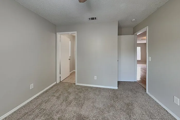 1721 2nd St SE — Photo 7