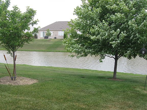 5th image of 49626 Broadacre Dr
