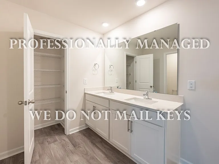 325 Wellspring Dr — Photo 16