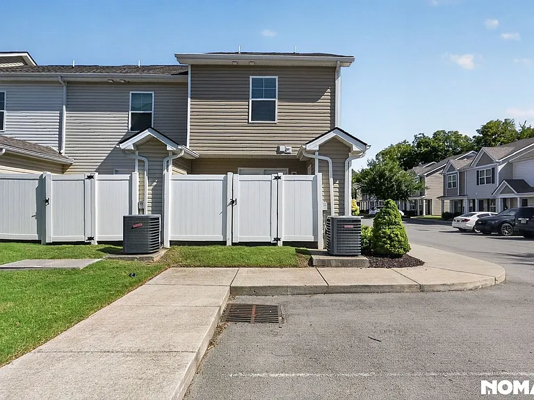 2356 Date Dr — Photo 33