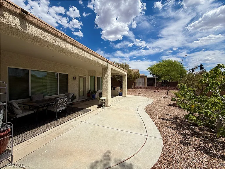 2895 Maffie St — Photo 31