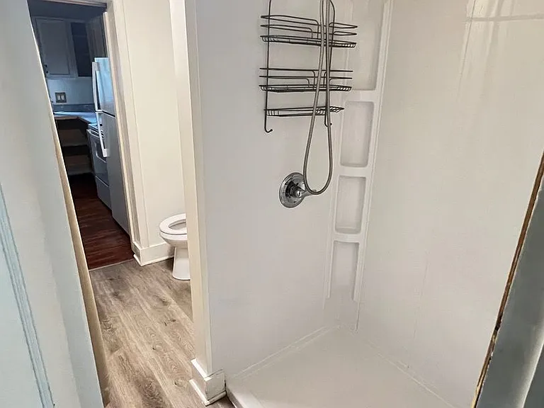 511 N Garfield Ave — Photo 12