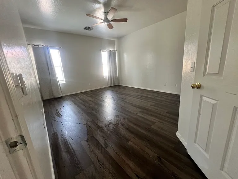 6182 S Sharon Ct — Photo 8
