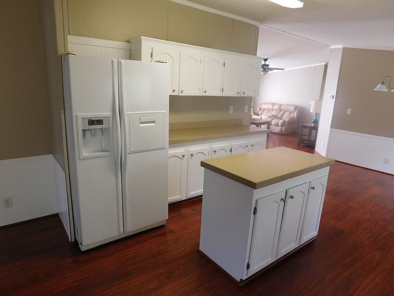 2nd image of 3711 Nazimova Ave