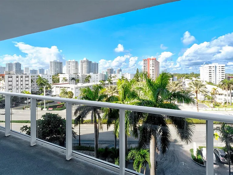 3140 S Ocean Dr #511 — Photo 29