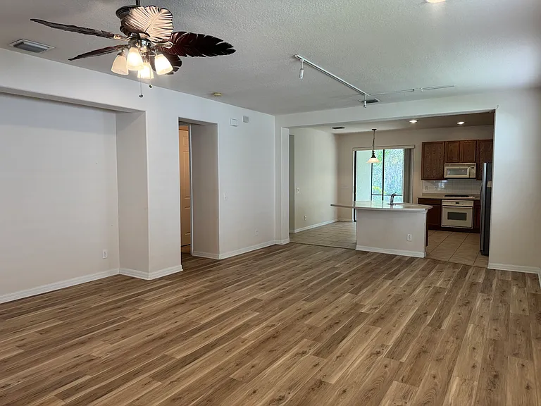 8237 Dunham Station Dr — Photo 11