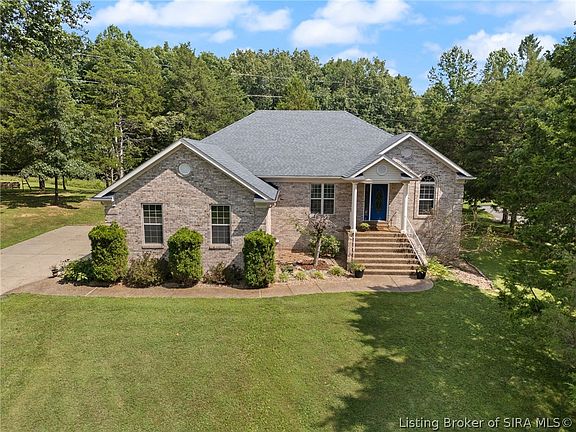 2nd image of 517 Country Club Estates Drive SE