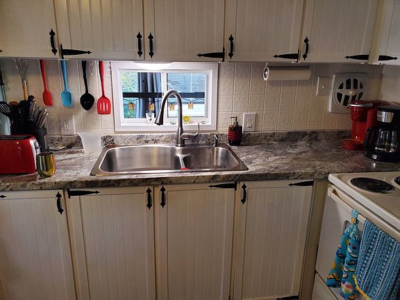 5th image of 4125 Park St N Lot 716