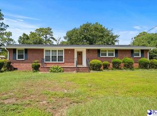 1030 W Lake Dr, Hartsville, SC 29550