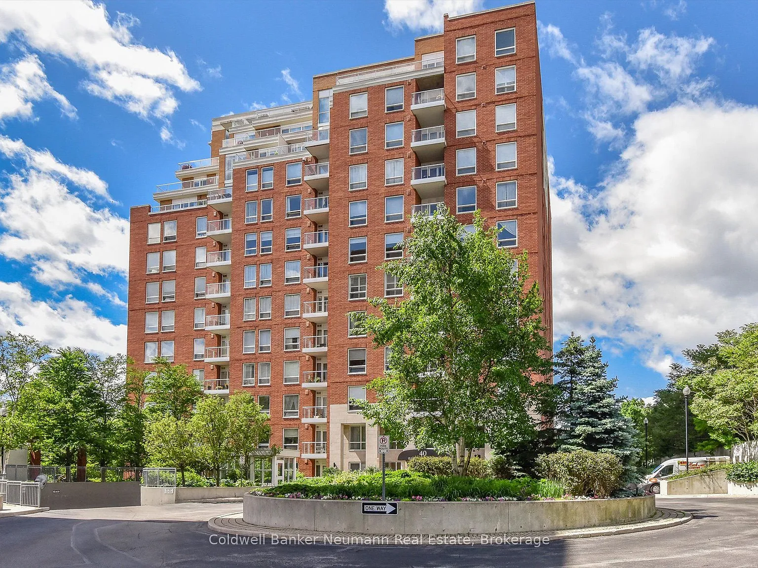 2 bed, $2,575 — Photo 2