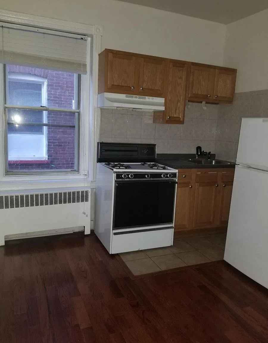 1 bed, $1,025 — Photo 3