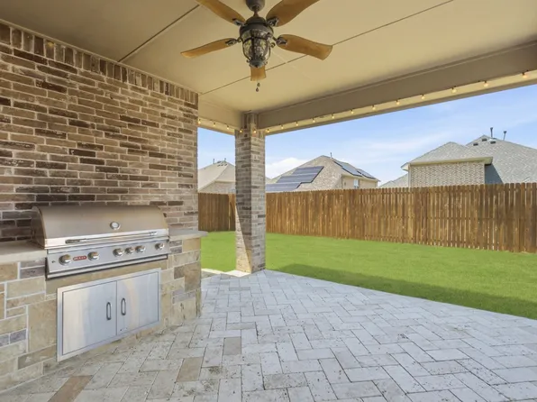 2687 Costa Mesa Dr, Little Elm, TX 75068