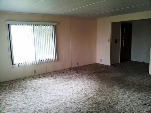 4th image of 1709 NE 78th St